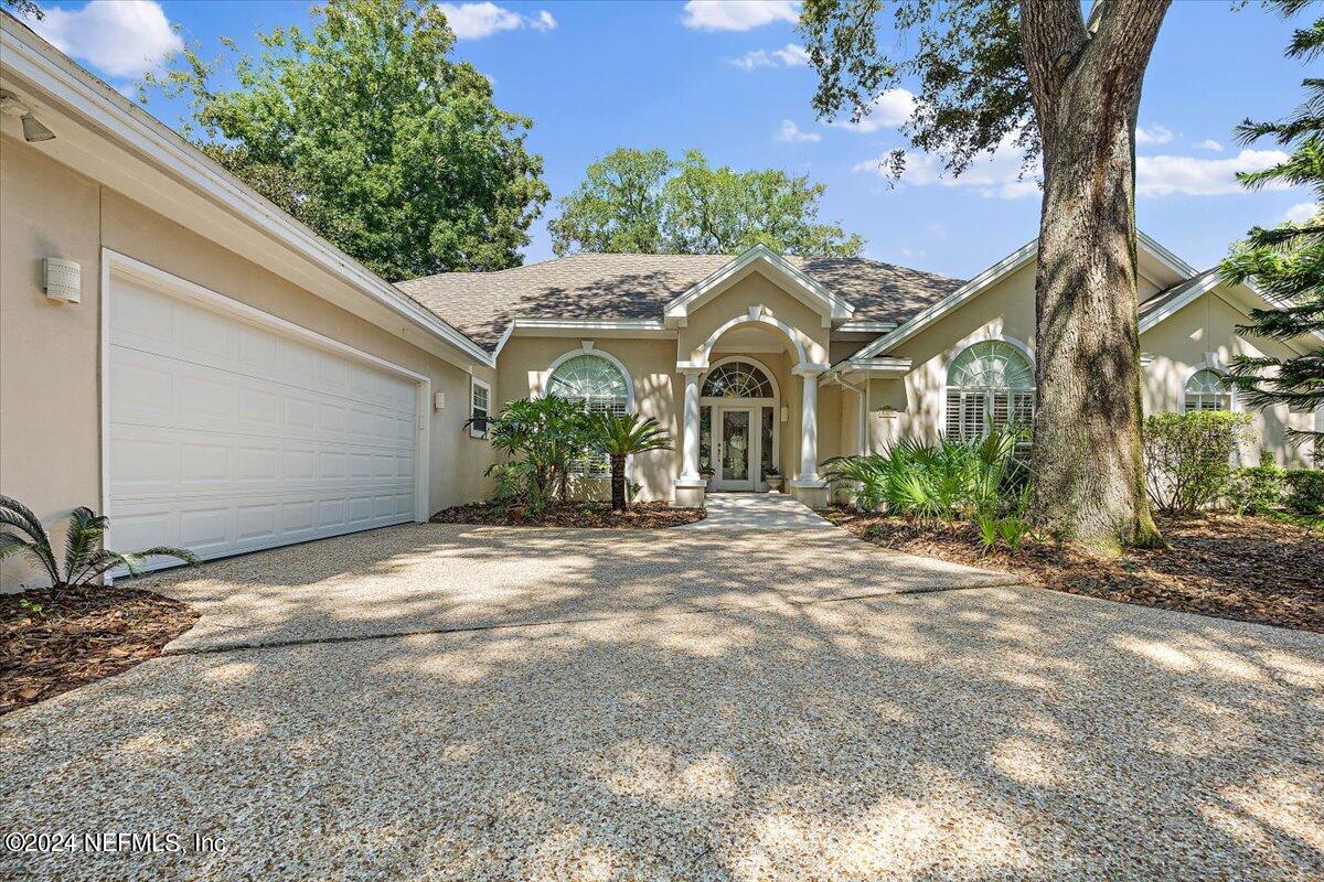 2316 OCEANFOREST Drive W
