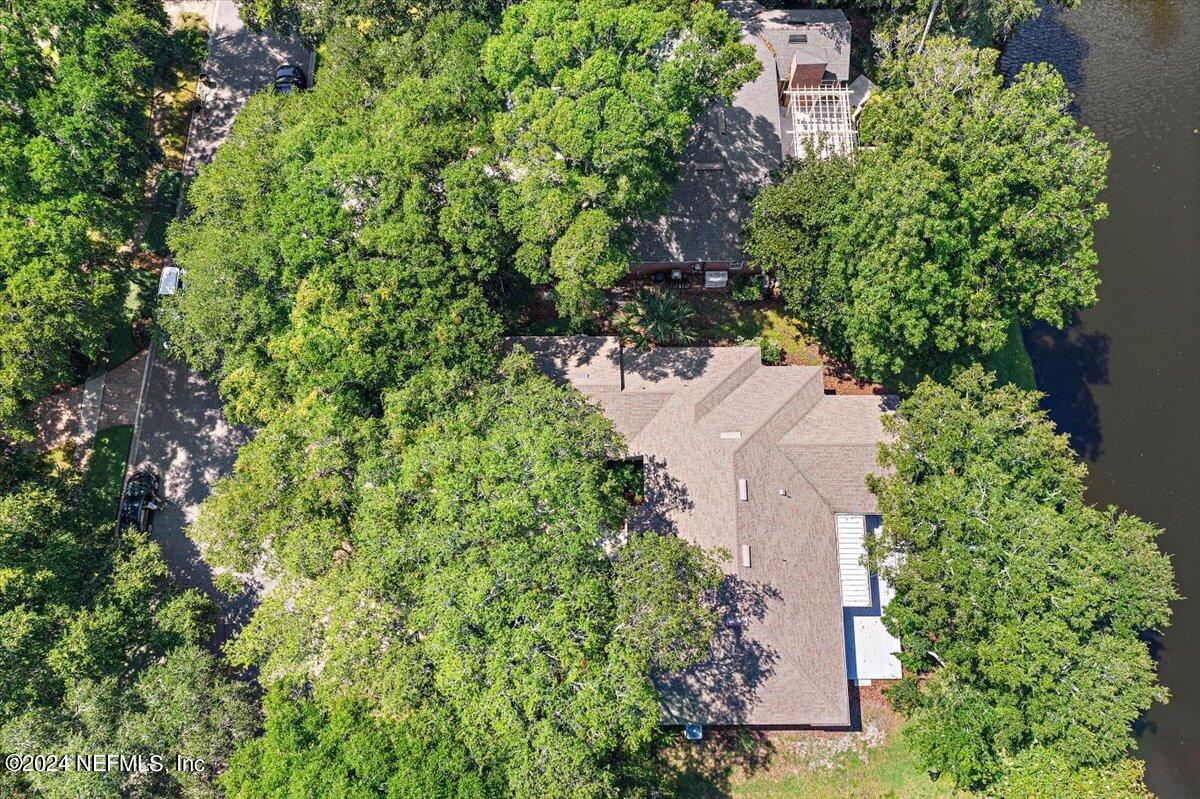 2316 OCEANFOREST Drive W