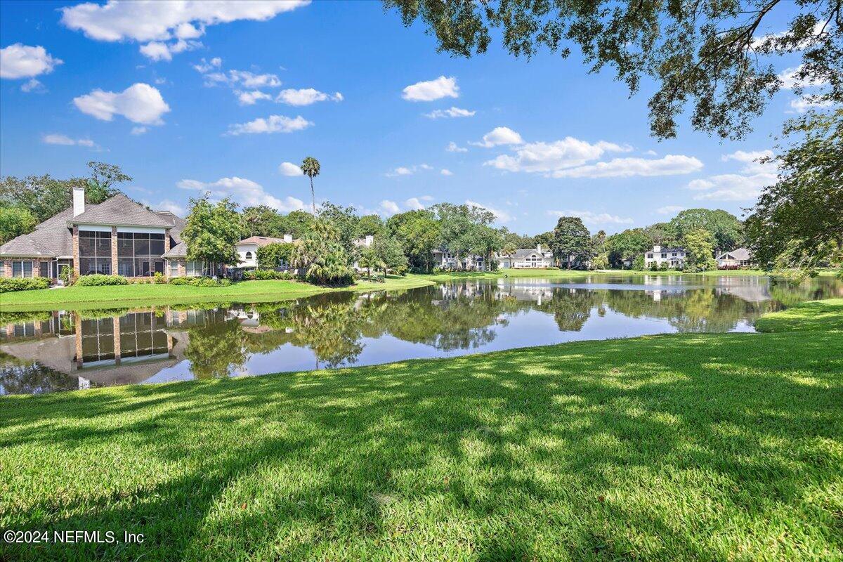 2316 OCEANFOREST Drive W