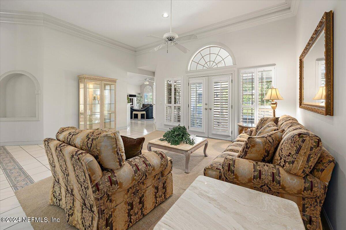 2316 OCEANFOREST Drive W