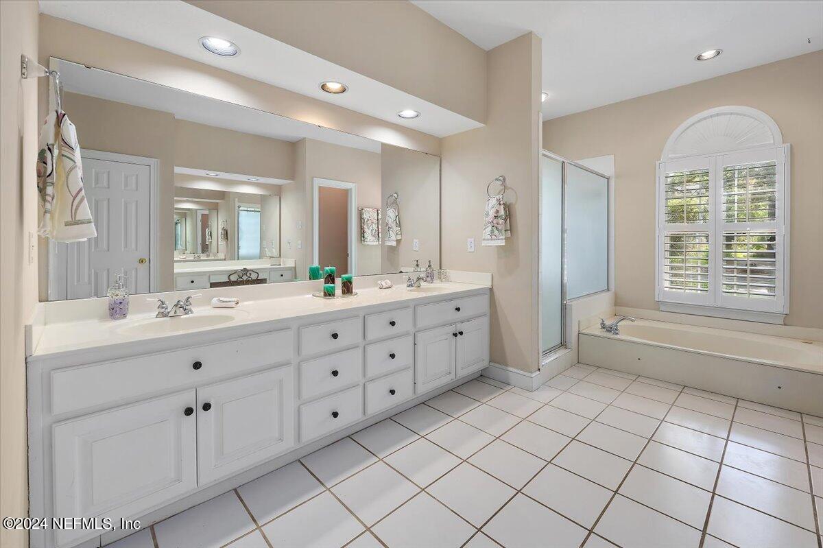 2316 OCEANFOREST Drive W