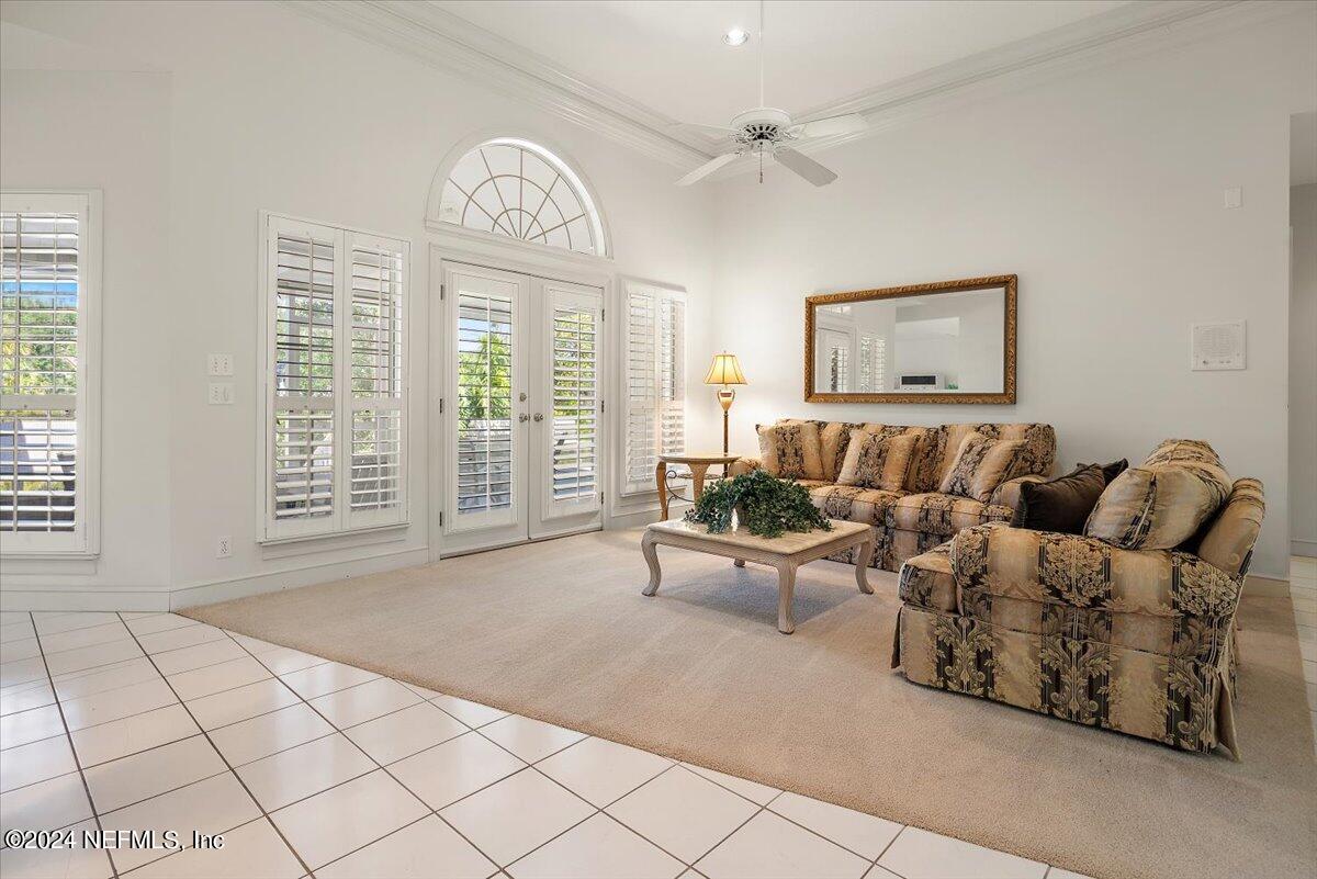 2316 OCEANFOREST Drive W