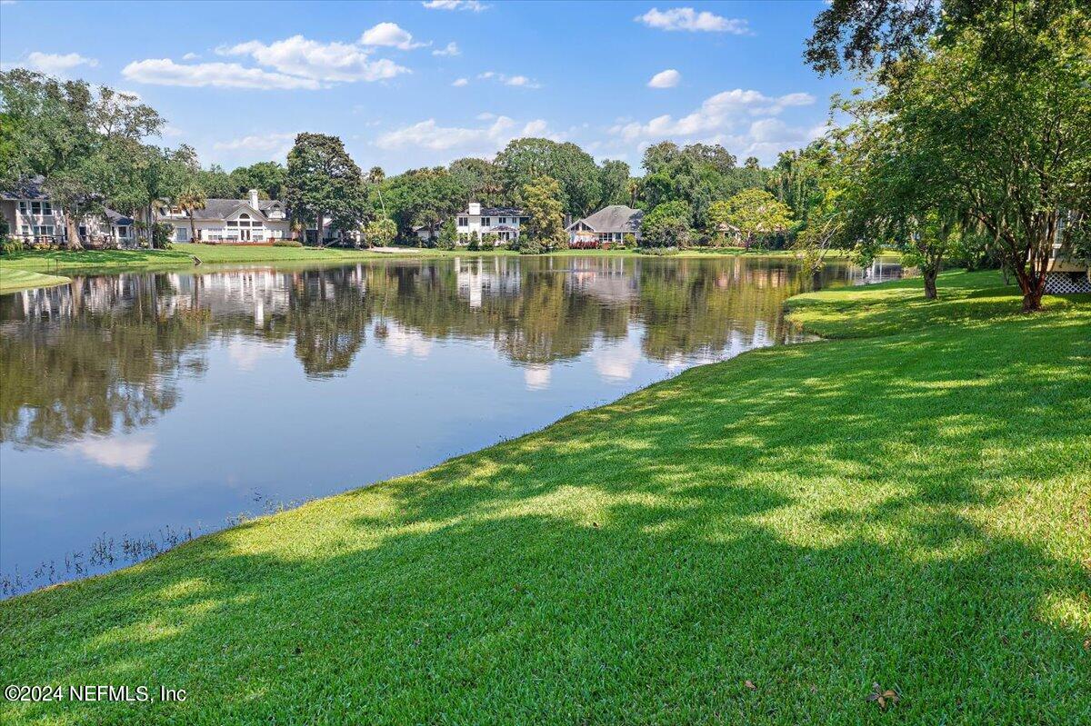 2316 OCEANFOREST Drive W