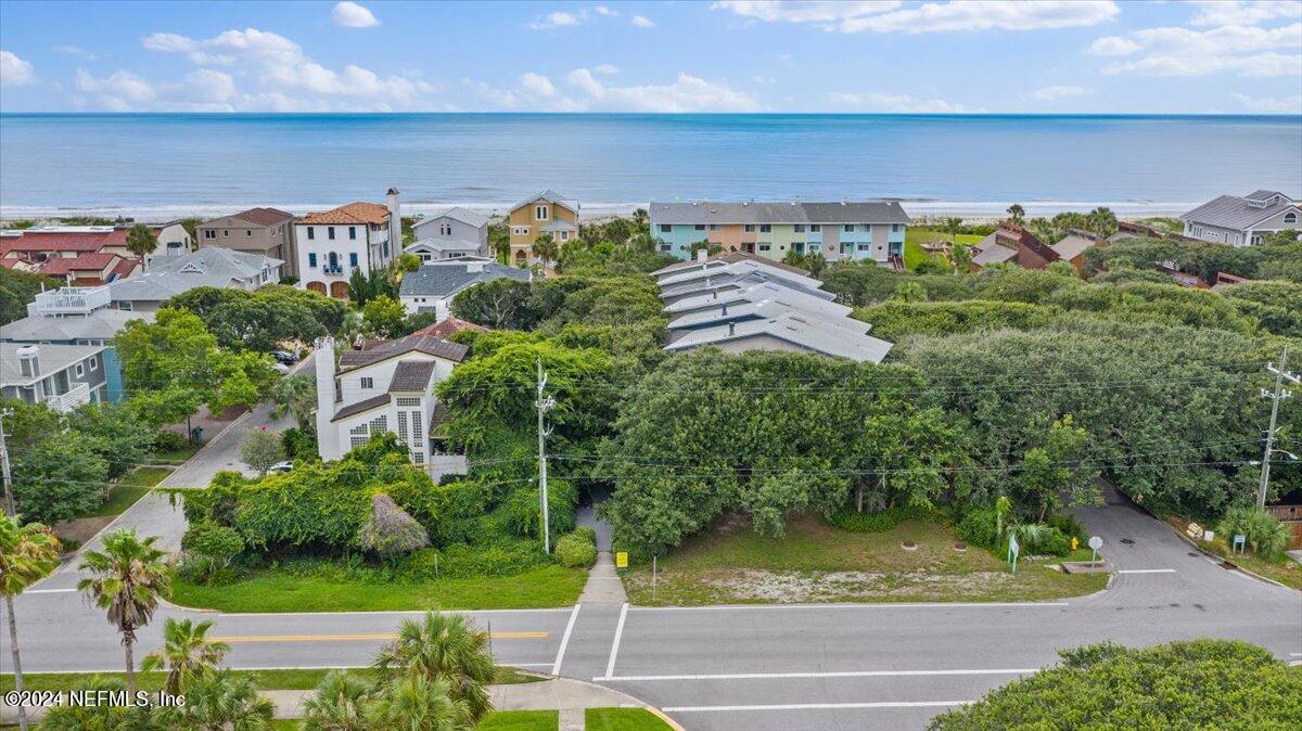 2316 OCEANFOREST Drive W