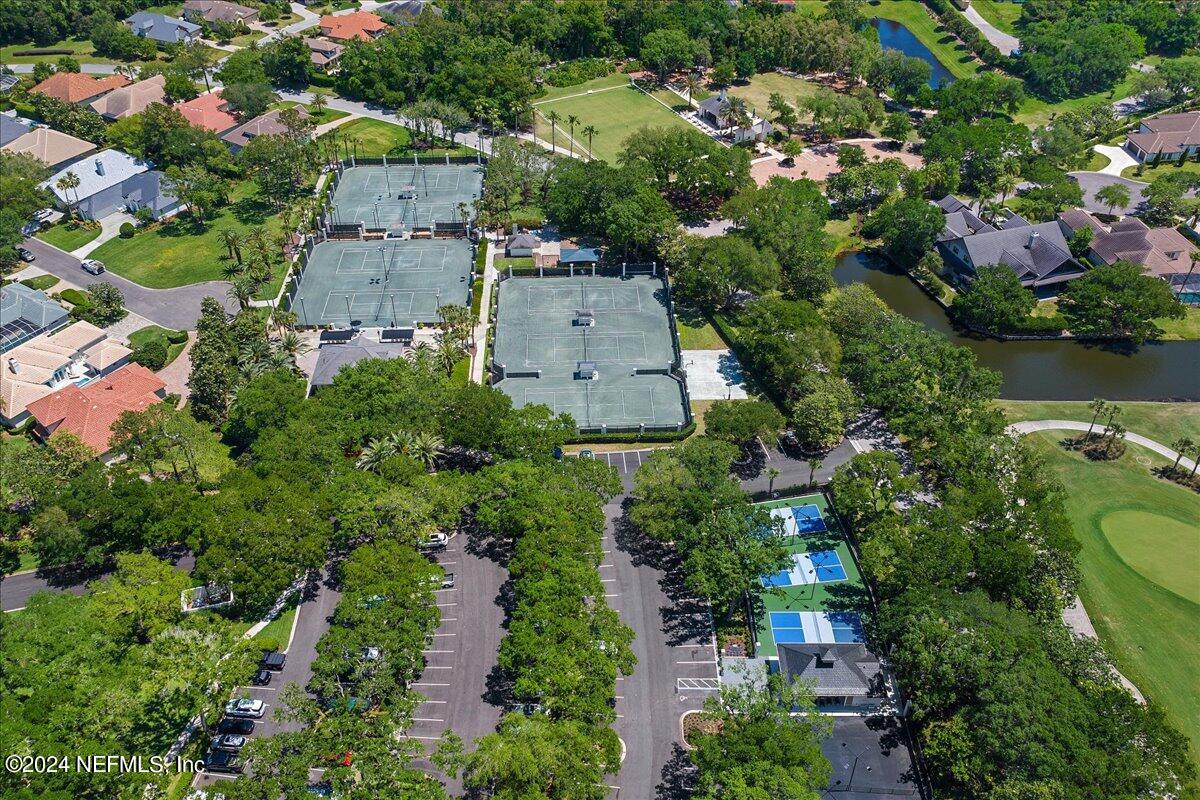 168 RETREAT Place