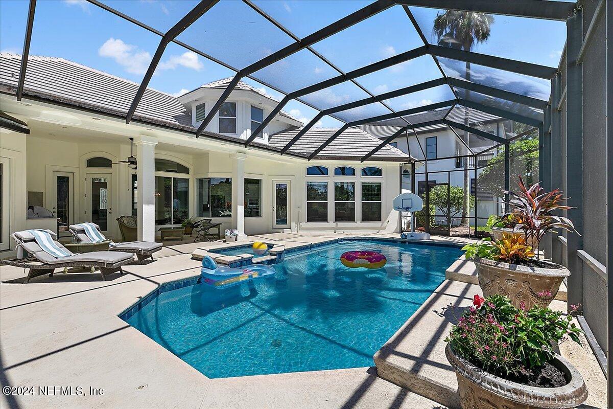 168 RETREAT Place