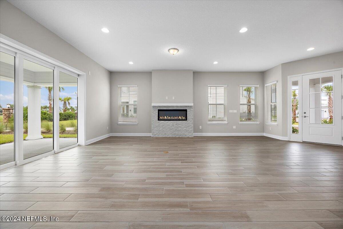 535 MARQUESA Circle