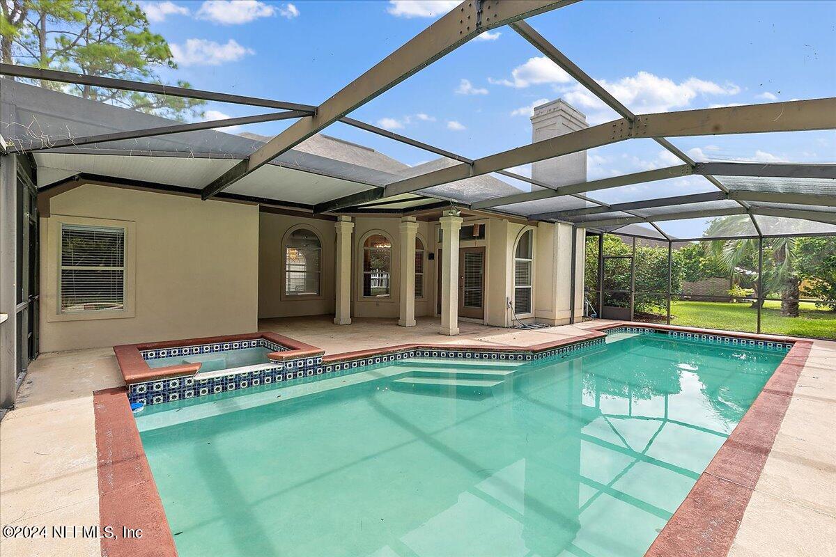 45 WATERBRIDGE Court