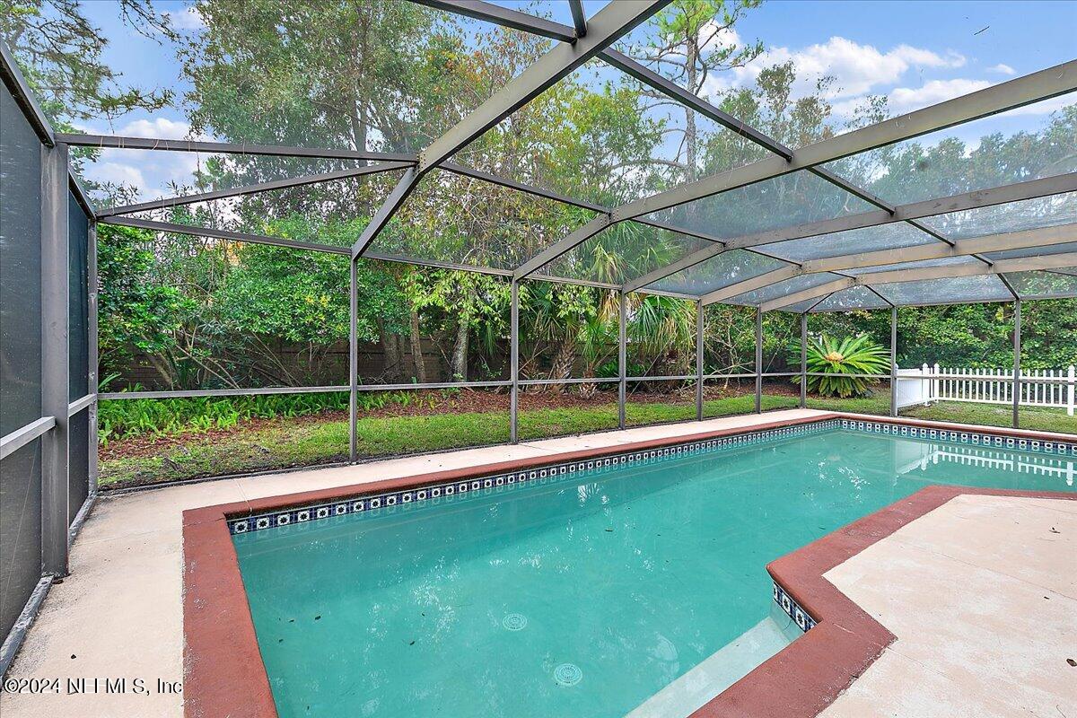 45 WATERBRIDGE Court