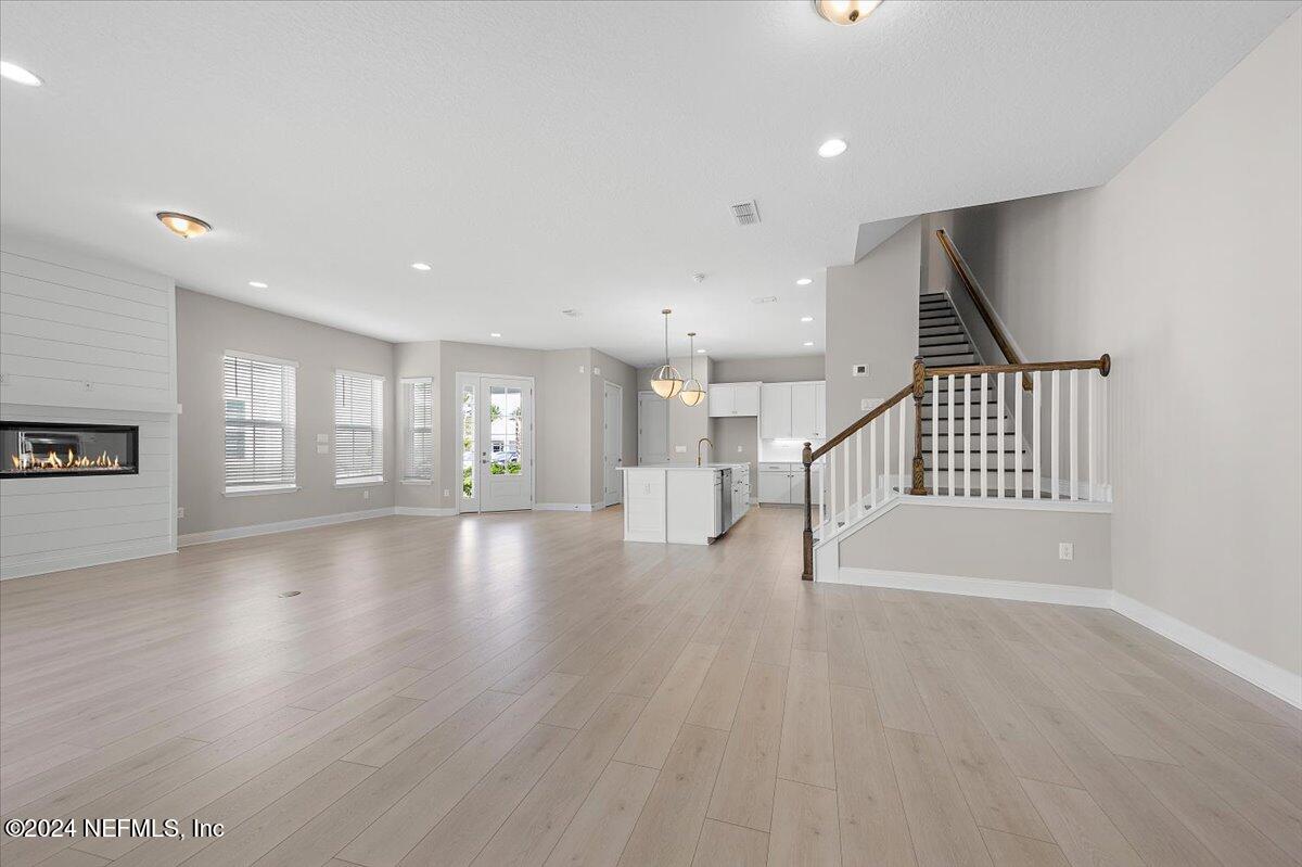 585 MARQUESA Circle
