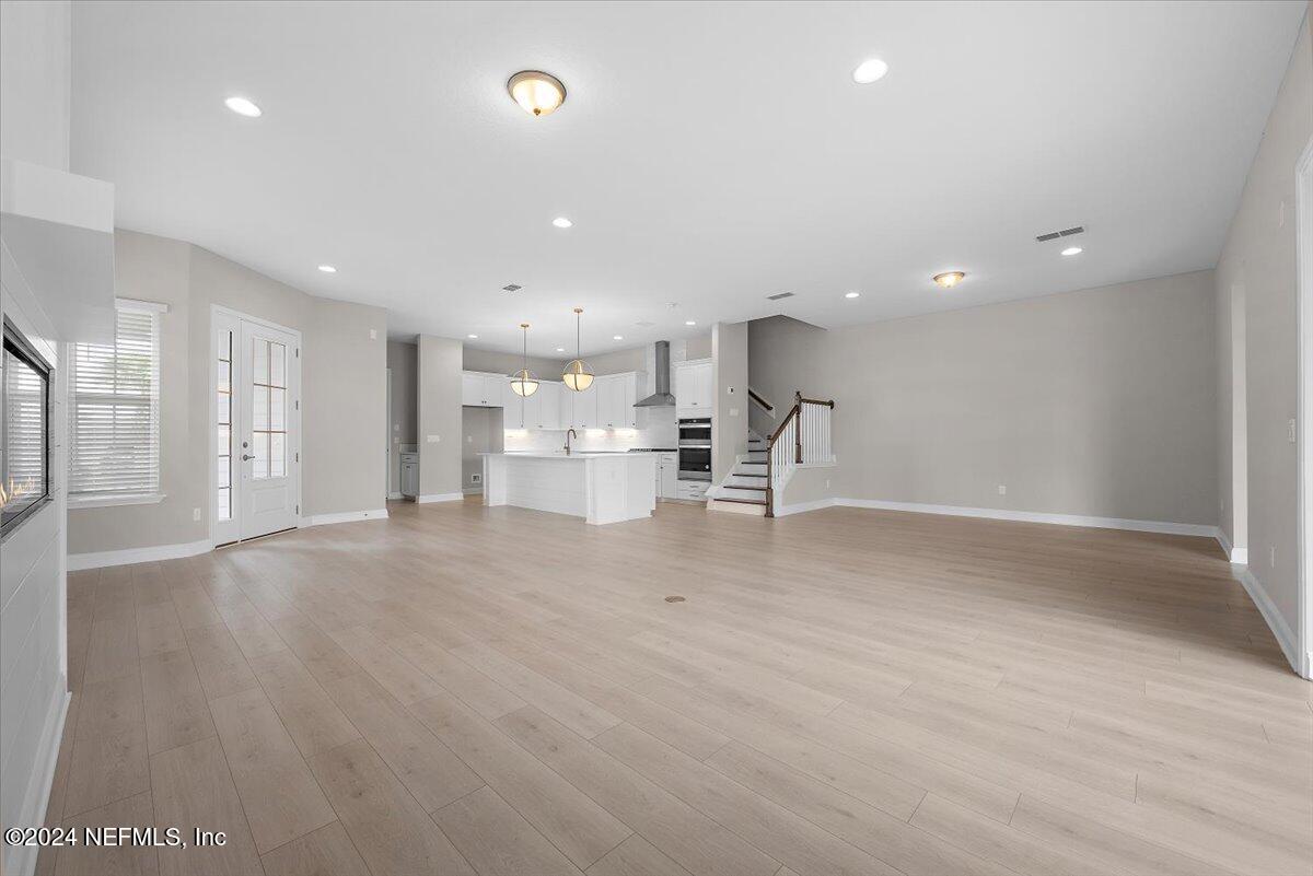 585 MARQUESA Circle