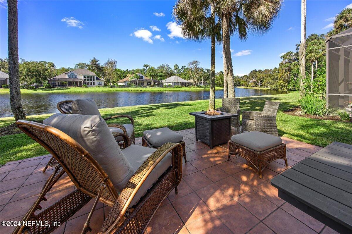 401 CLEARWATER Drive