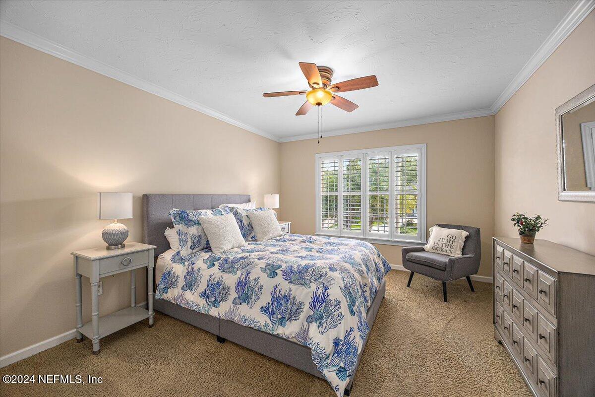 401 CLEARWATER Drive
