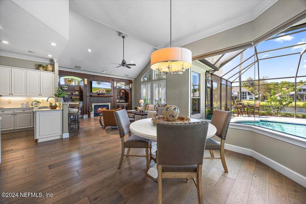 401 CLEARWATER Drive