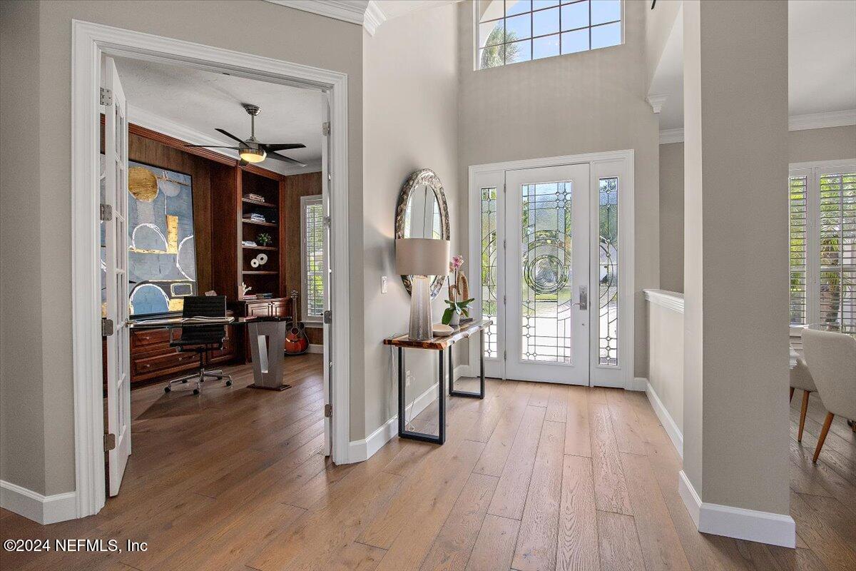 401 CLEARWATER Drive