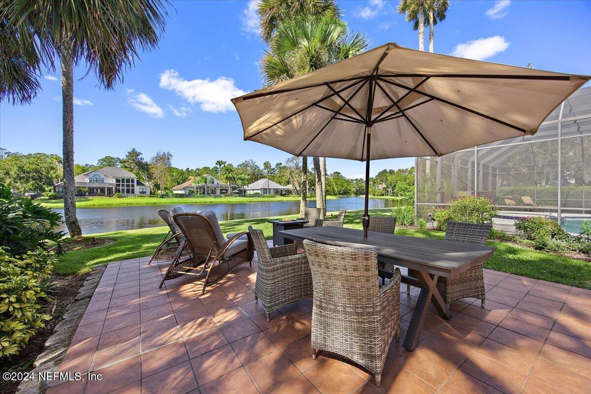 401 CLEARWATER Drive