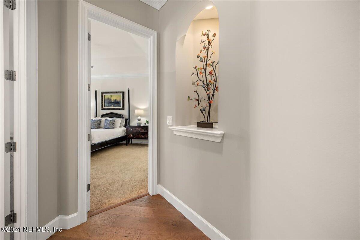 401 CLEARWATER Drive