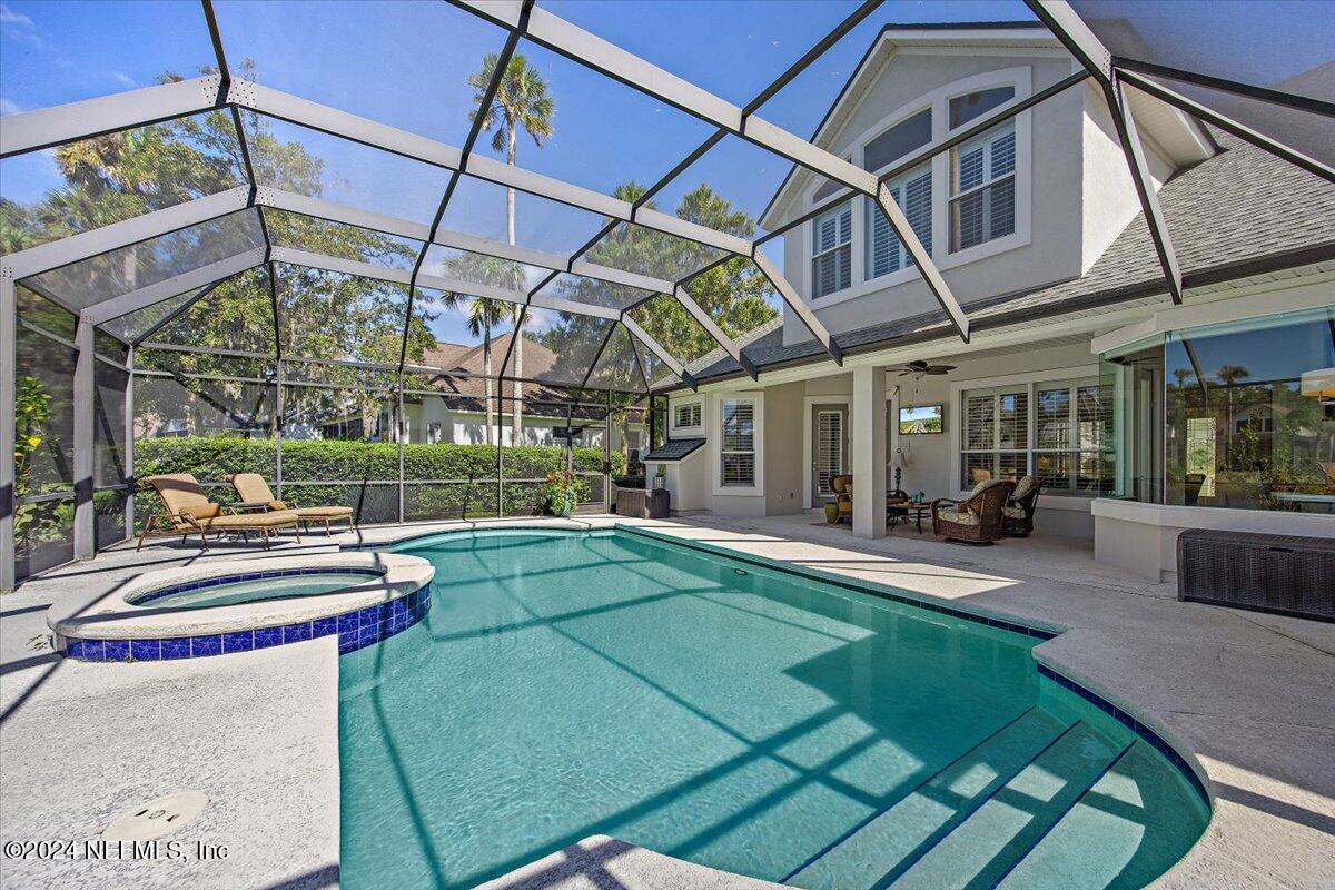 401 CLEARWATER Drive