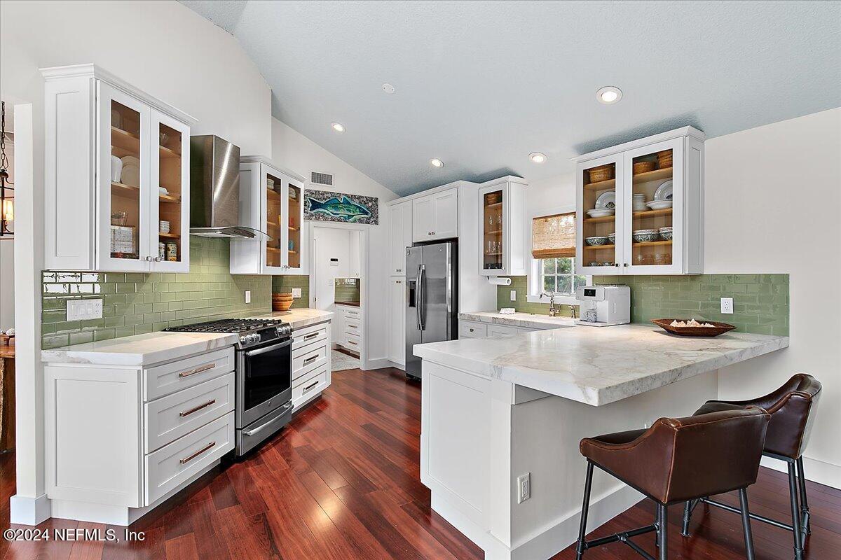 1569 HARBOUR CLUB Drive