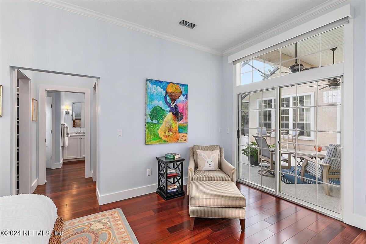 1569 HARBOUR CLUB Drive