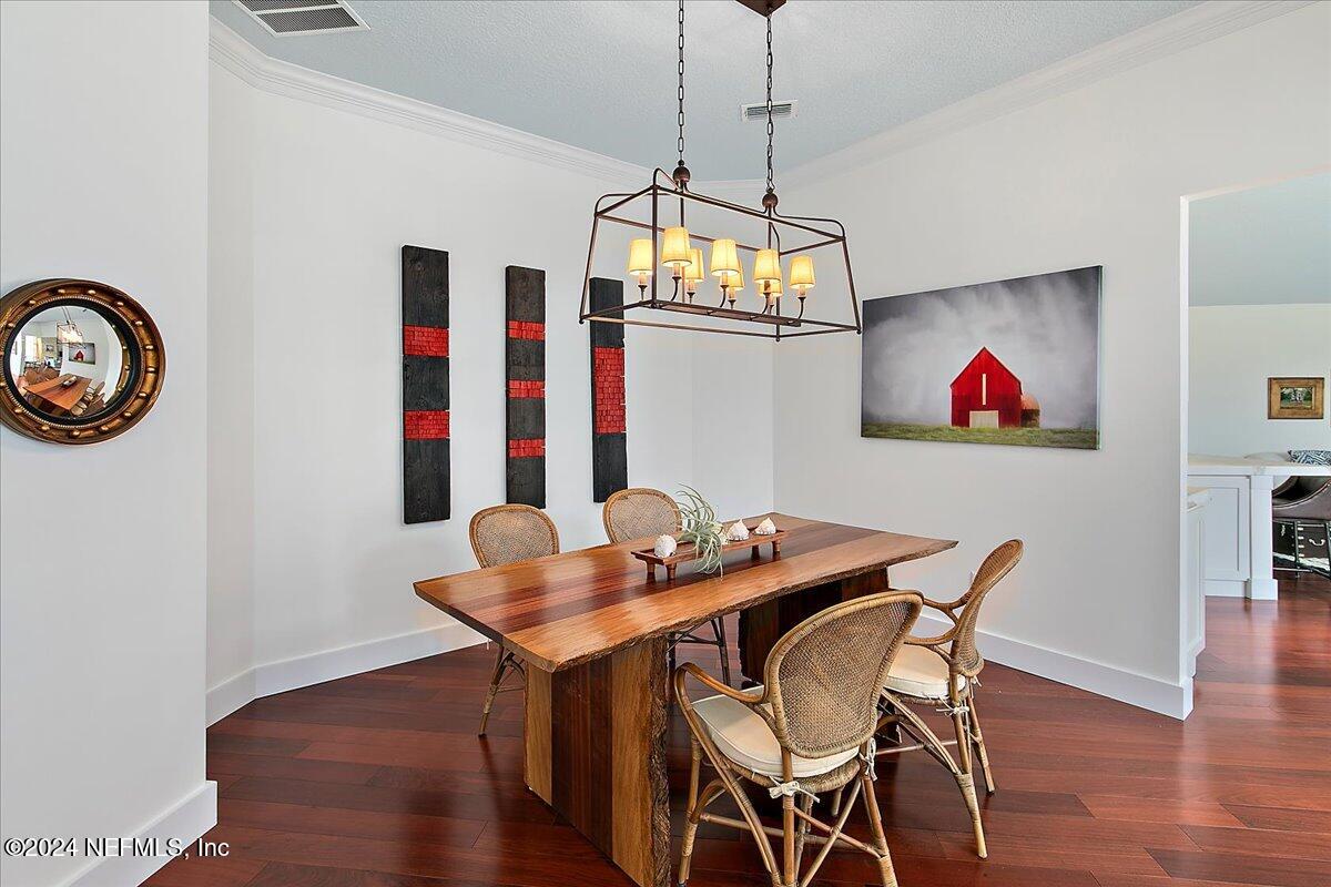 1569 HARBOUR CLUB Drive