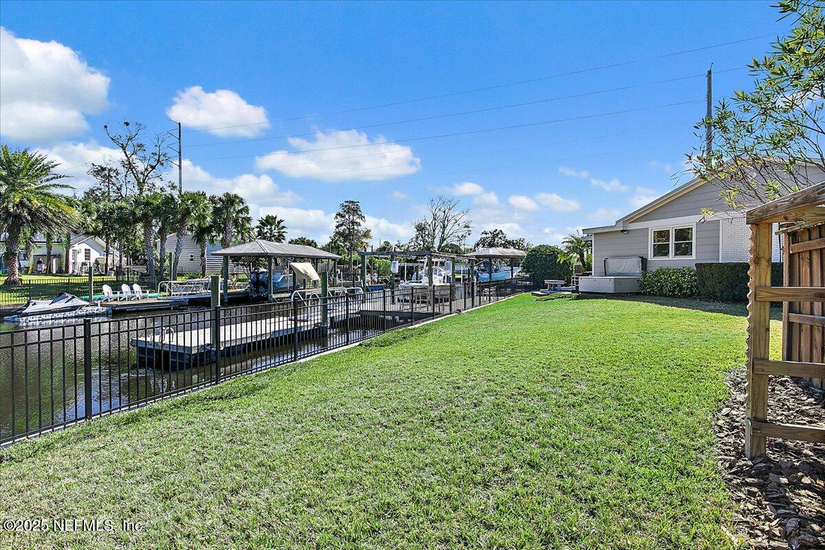 13844 SEVEN PINES Drive