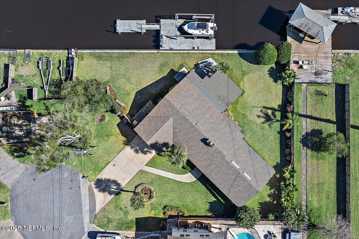 13844 SEVEN PINES Drive