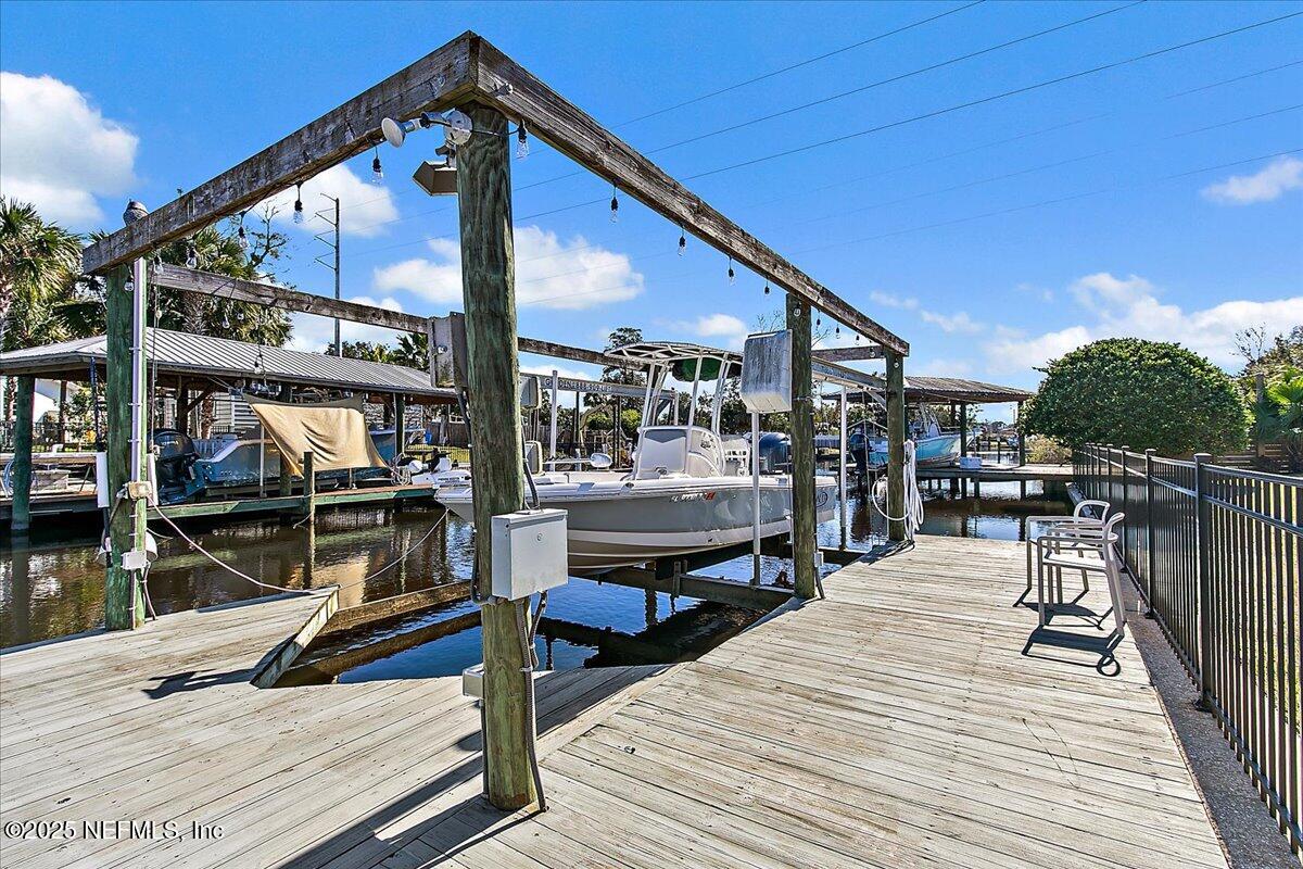 13844 SEVEN PINES Drive