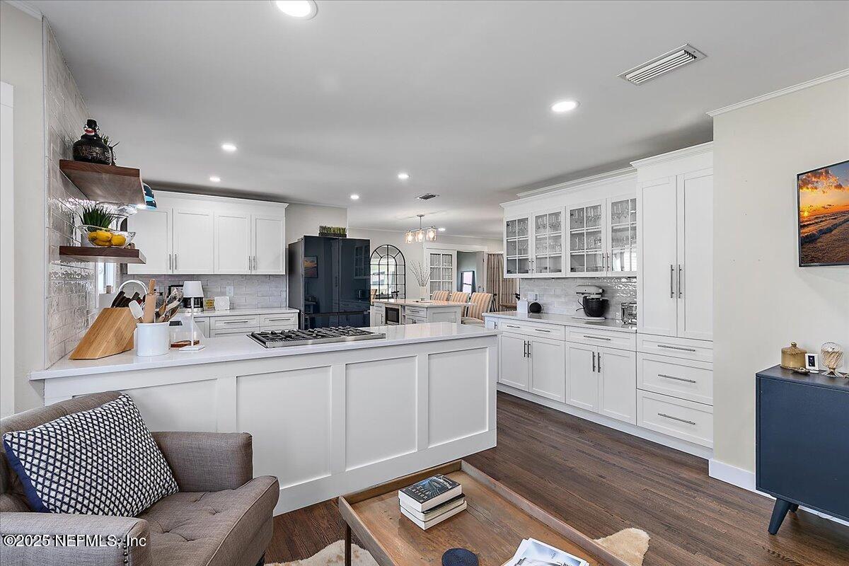 13844 SEVEN PINES Drive