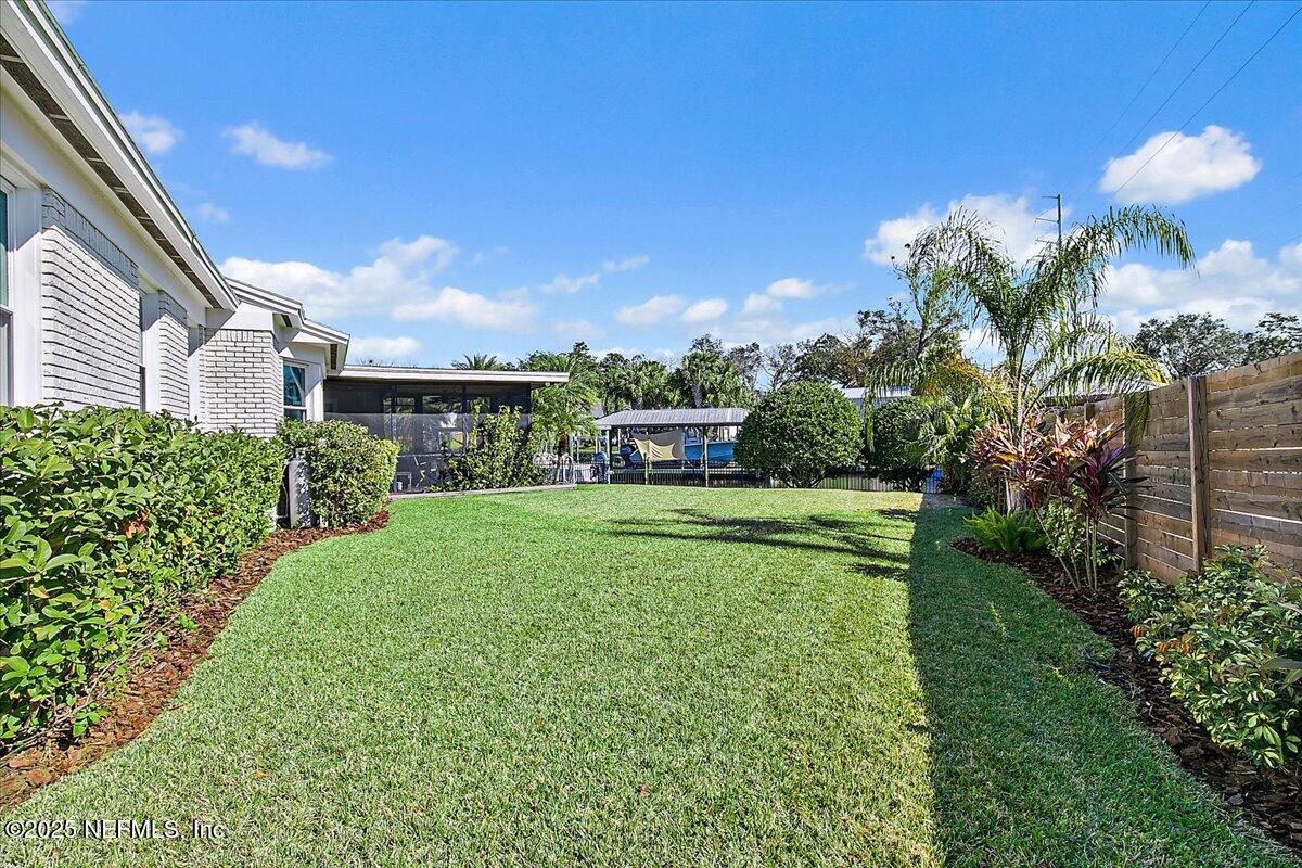 13844 SEVEN PINES Drive