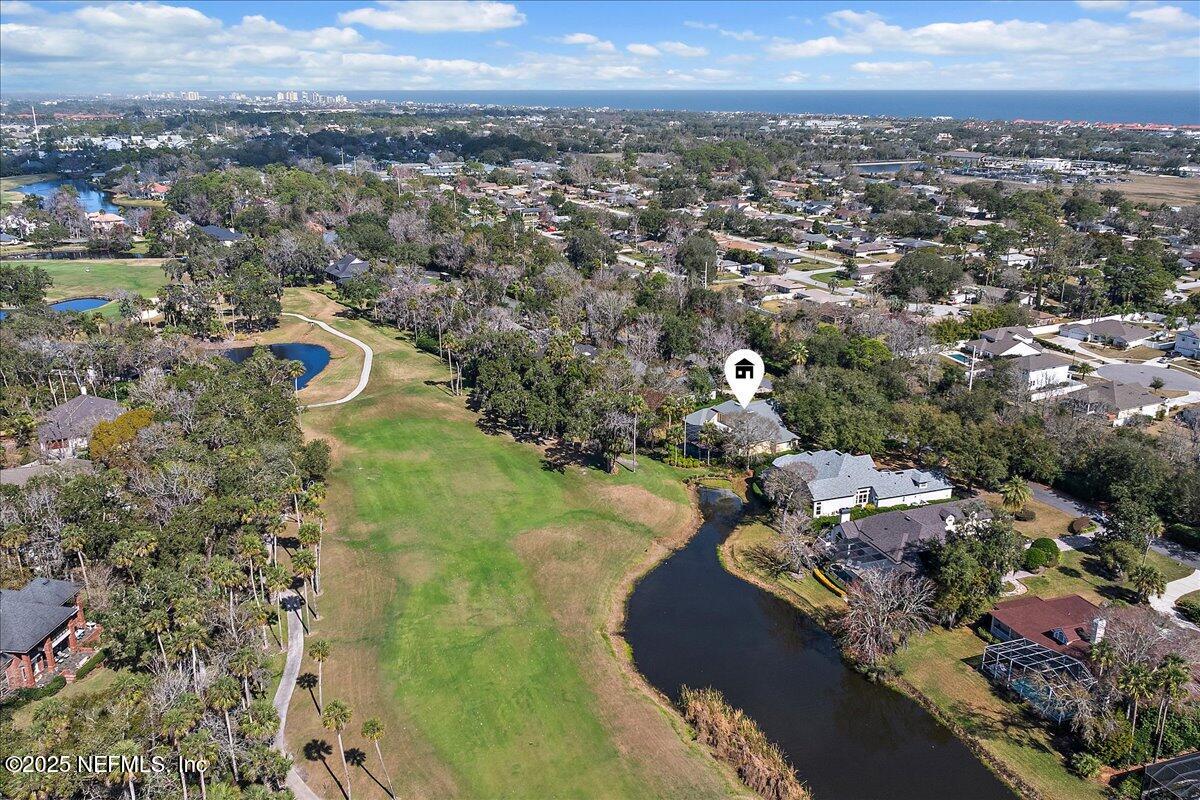 261 LINKSIDE Circle