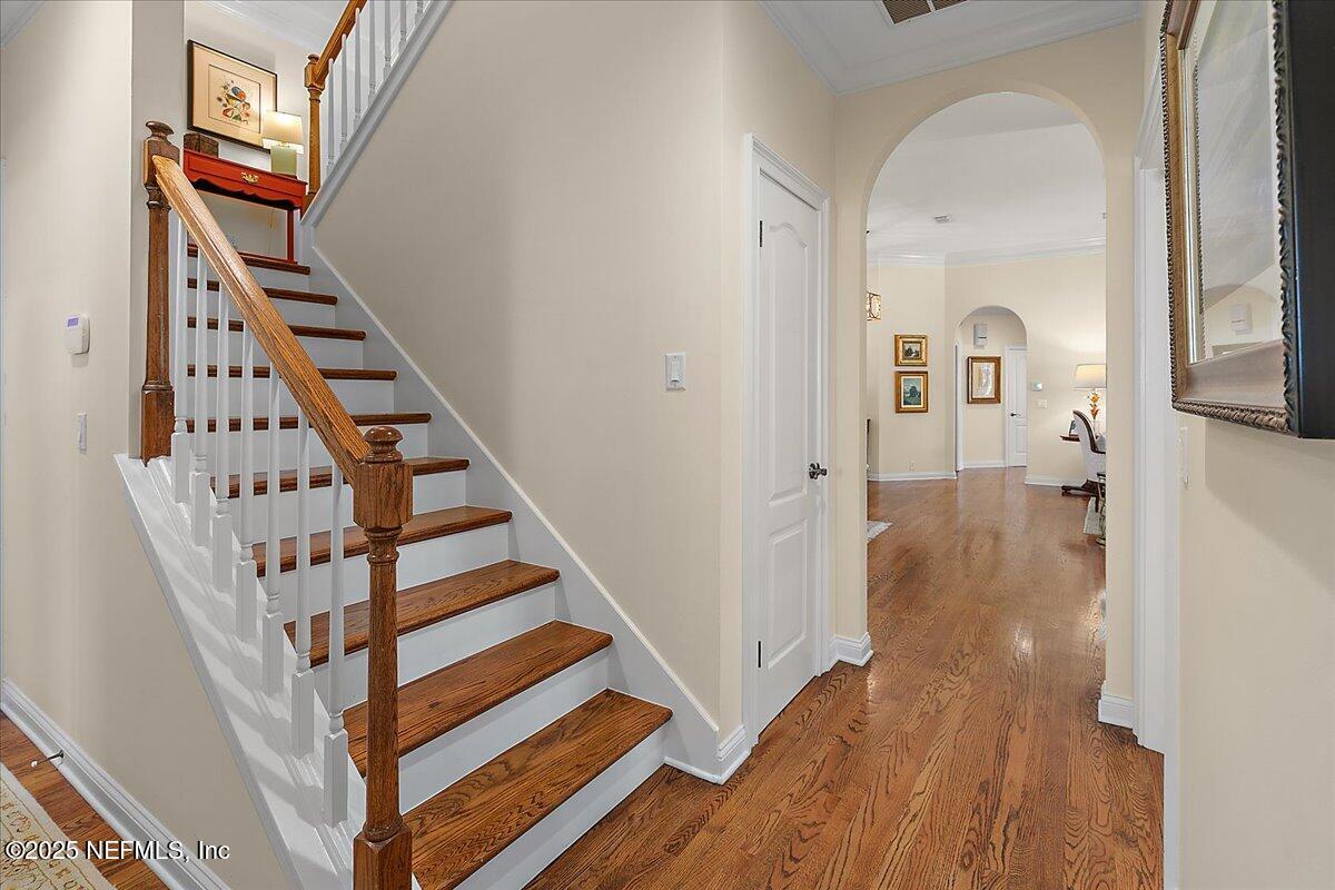 261 LINKSIDE Circle