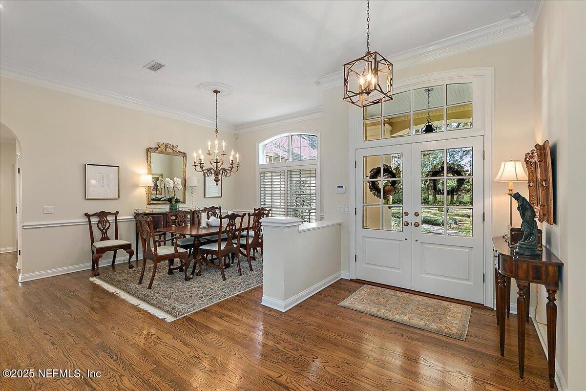 261 LINKSIDE Circle