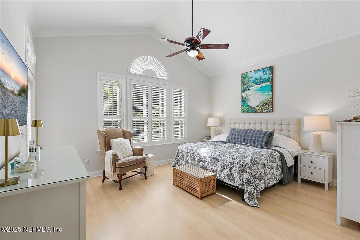260 WATER'S EDGE Drive