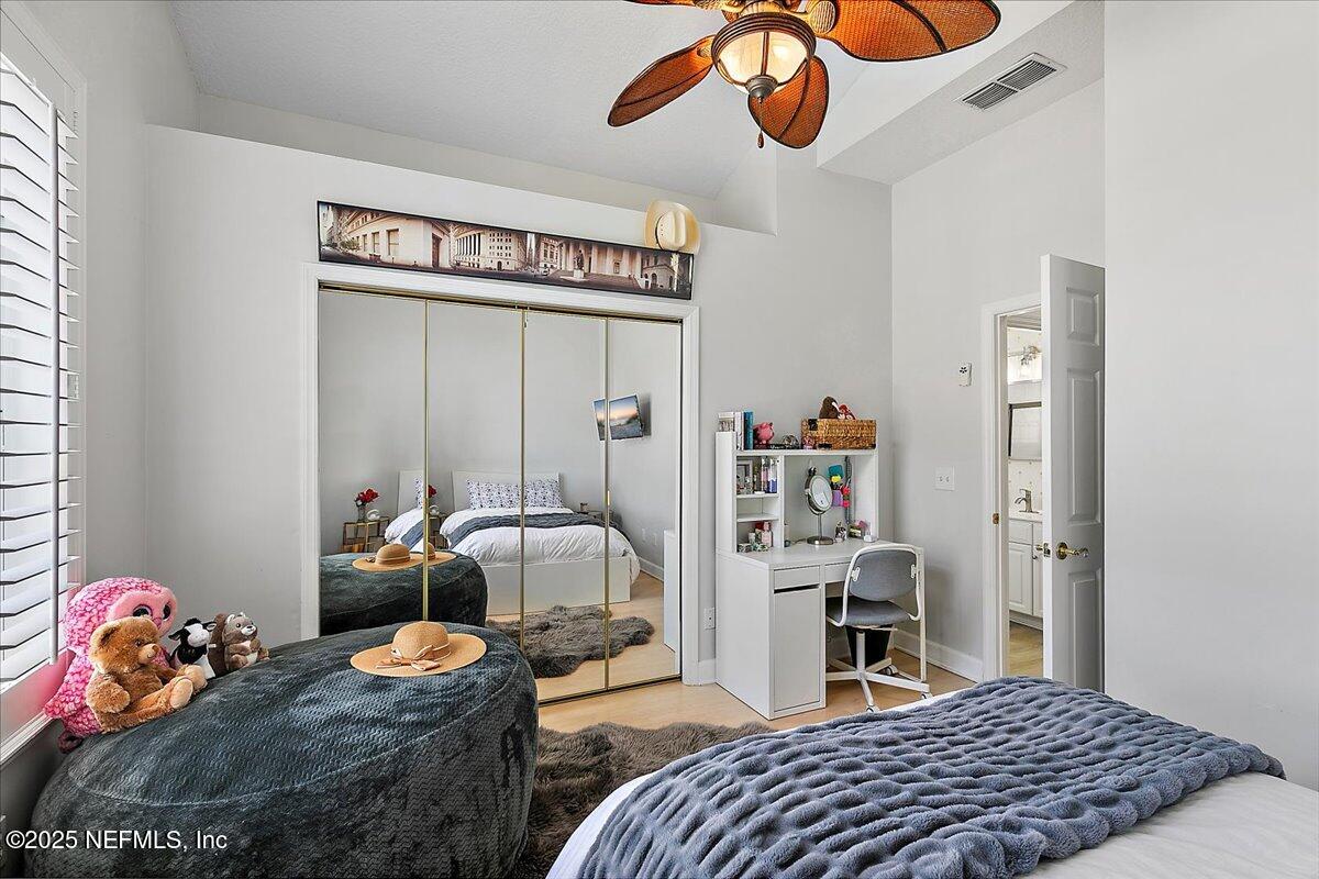 260 WATER'S EDGE Drive