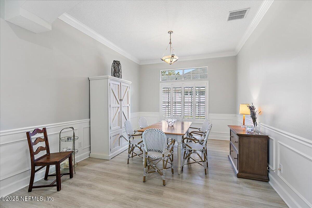 260 WATER'S EDGE Drive
