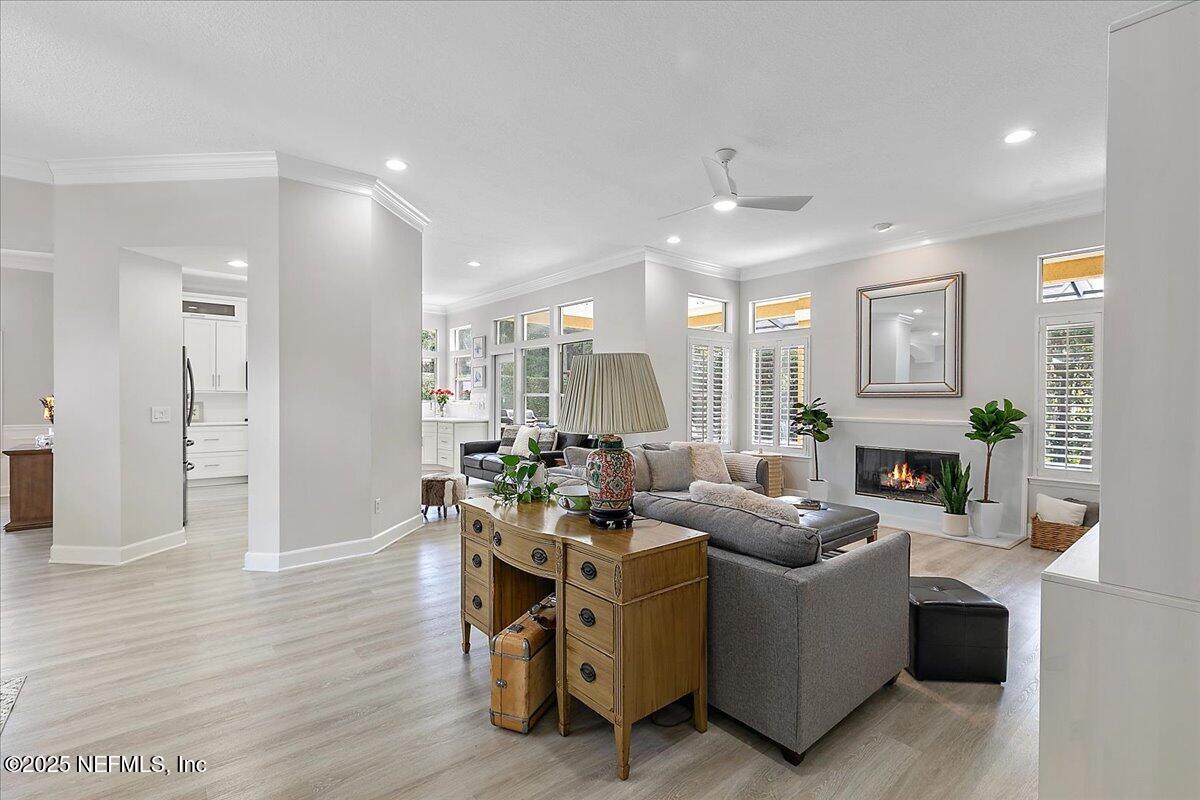 260 WATER'S EDGE Drive