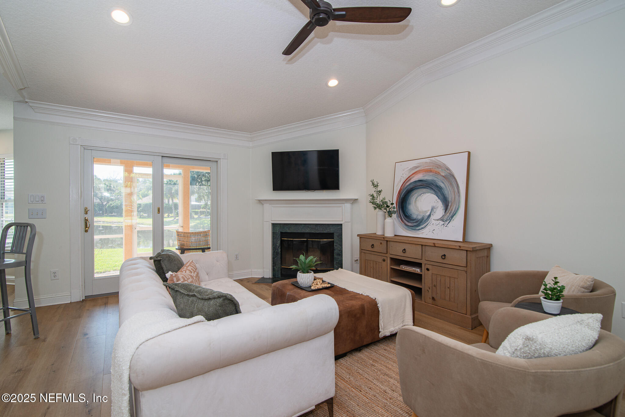 117 DEER COVE Drive