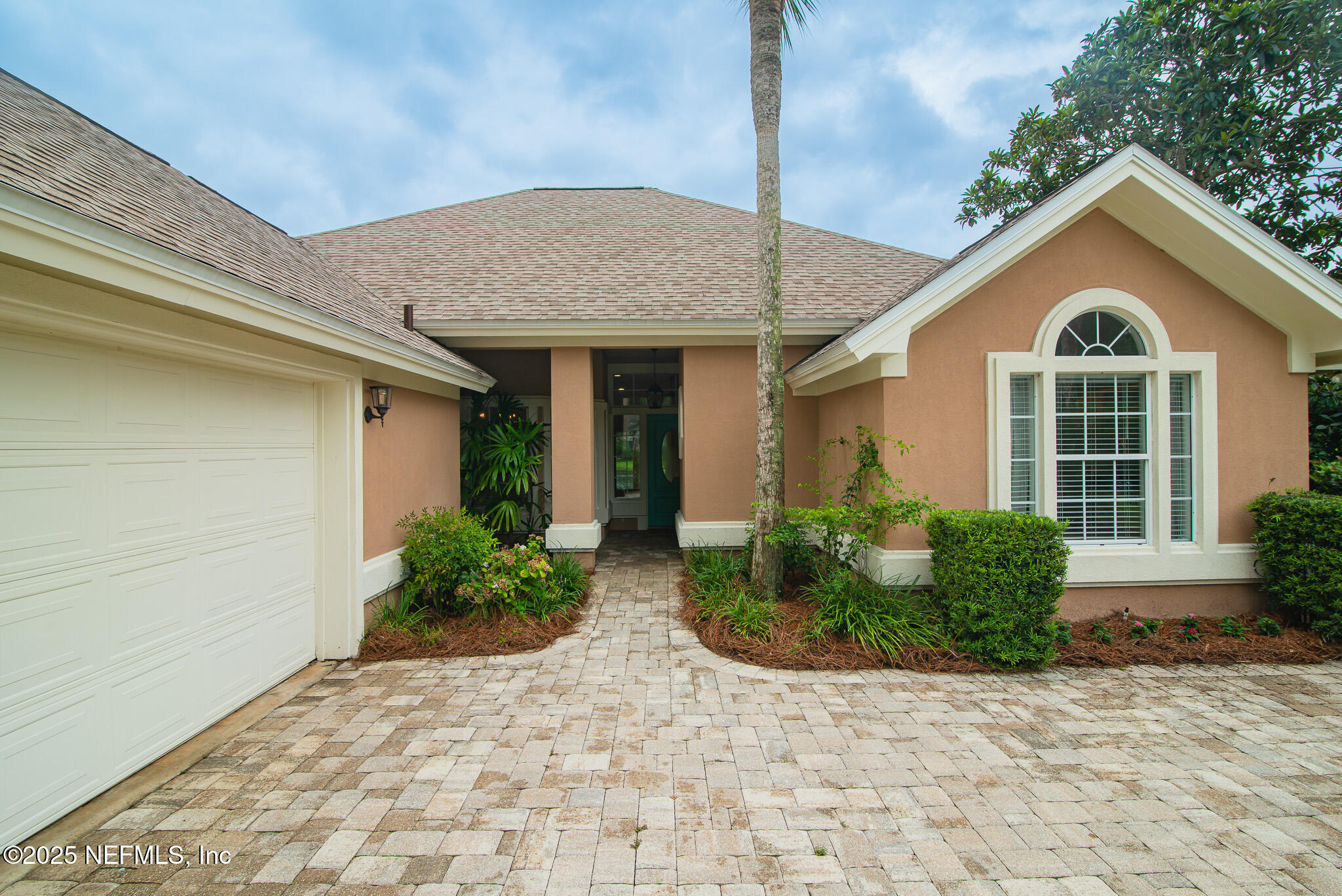 117 DEER COVE Drive