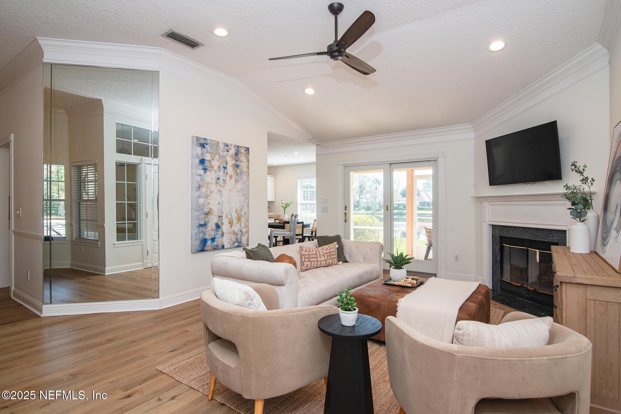 117 DEER COVE Drive