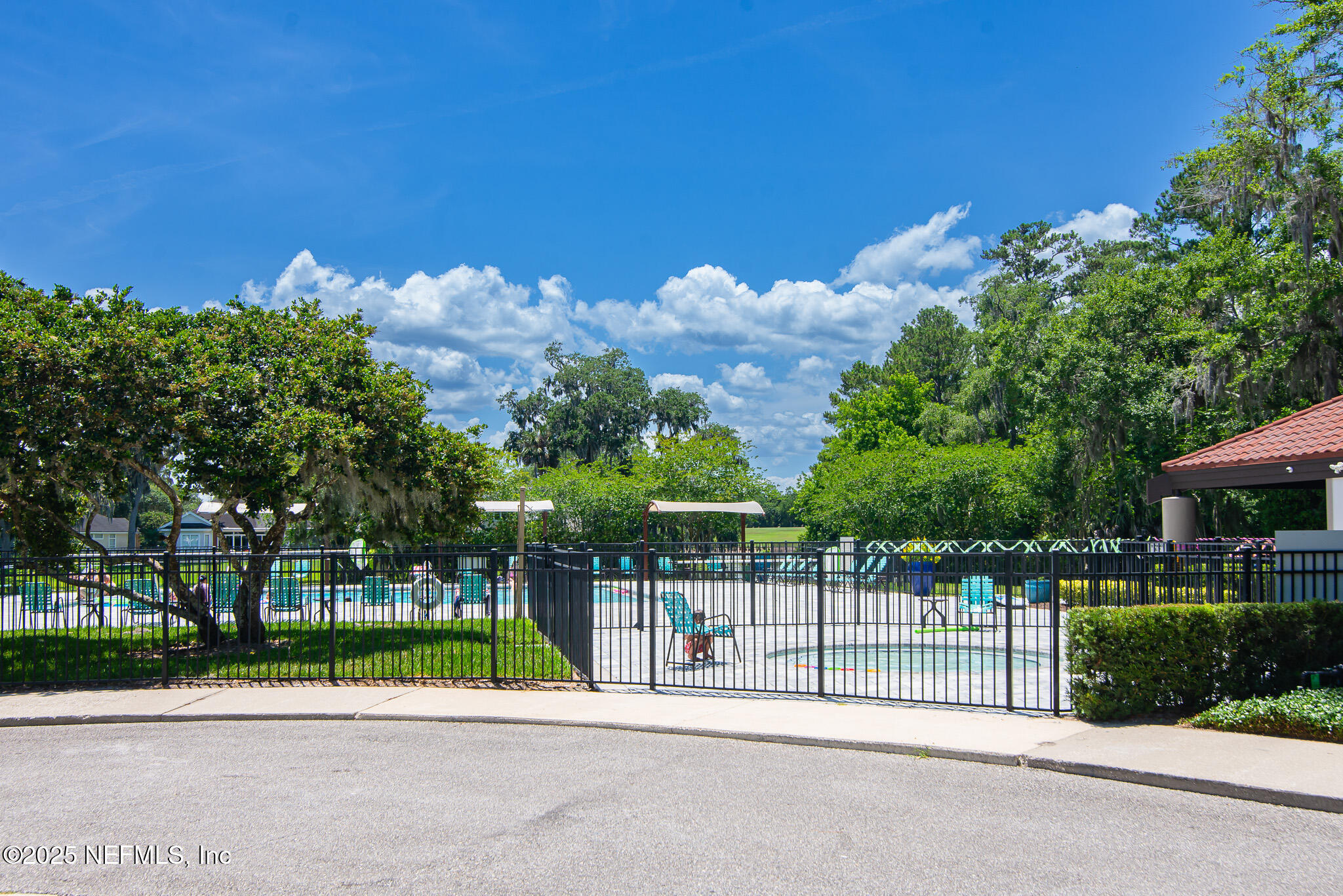3060 CYPRESS CREEK Drive N