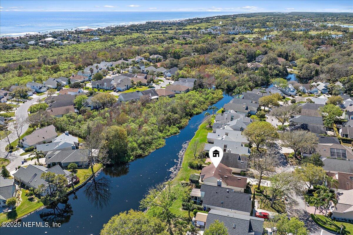 313 CHARLEMAGNE Circle