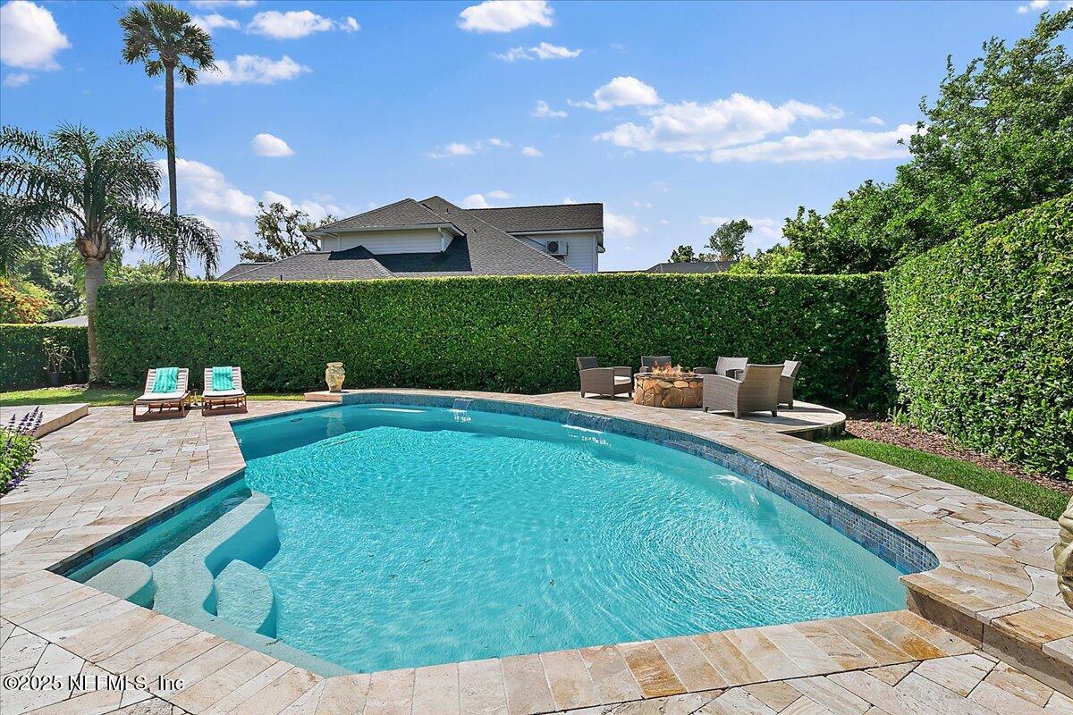 125 SAWBILL PALM Drive
