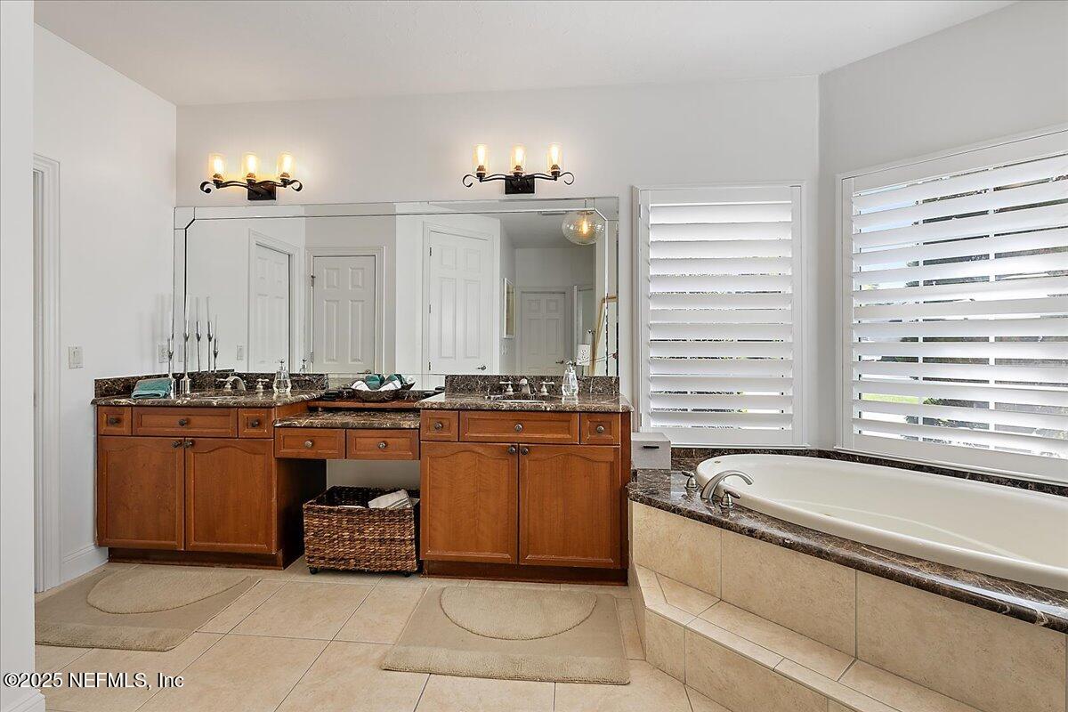 125 SAWBILL PALM Drive