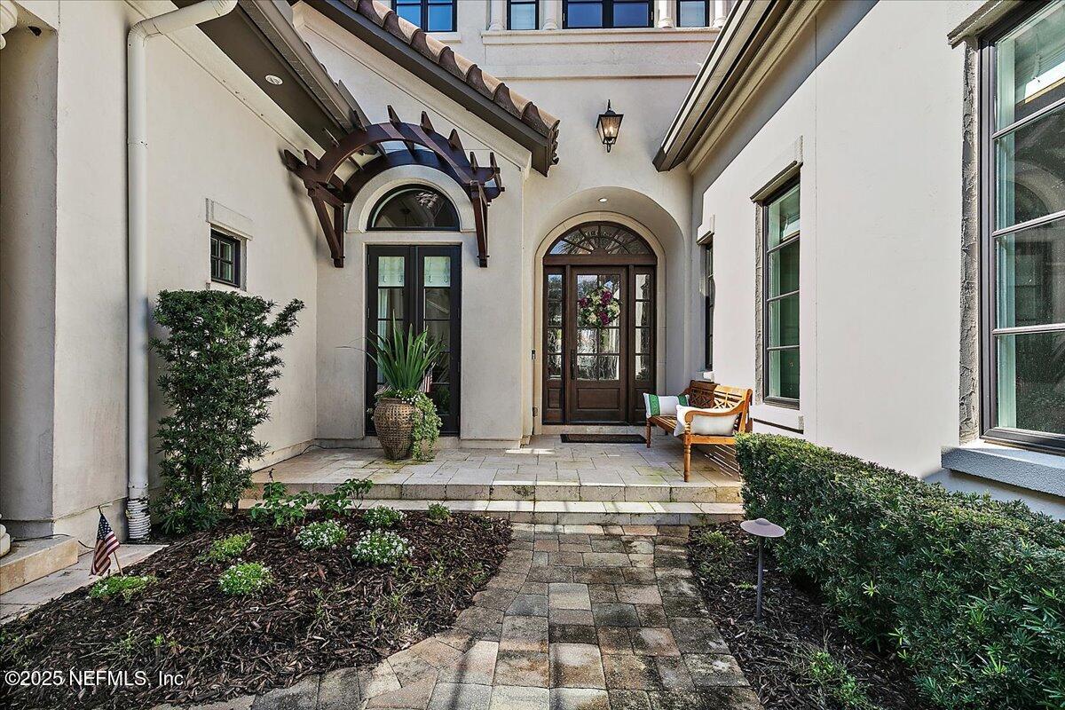 24575 HARBOURVIEW Drive