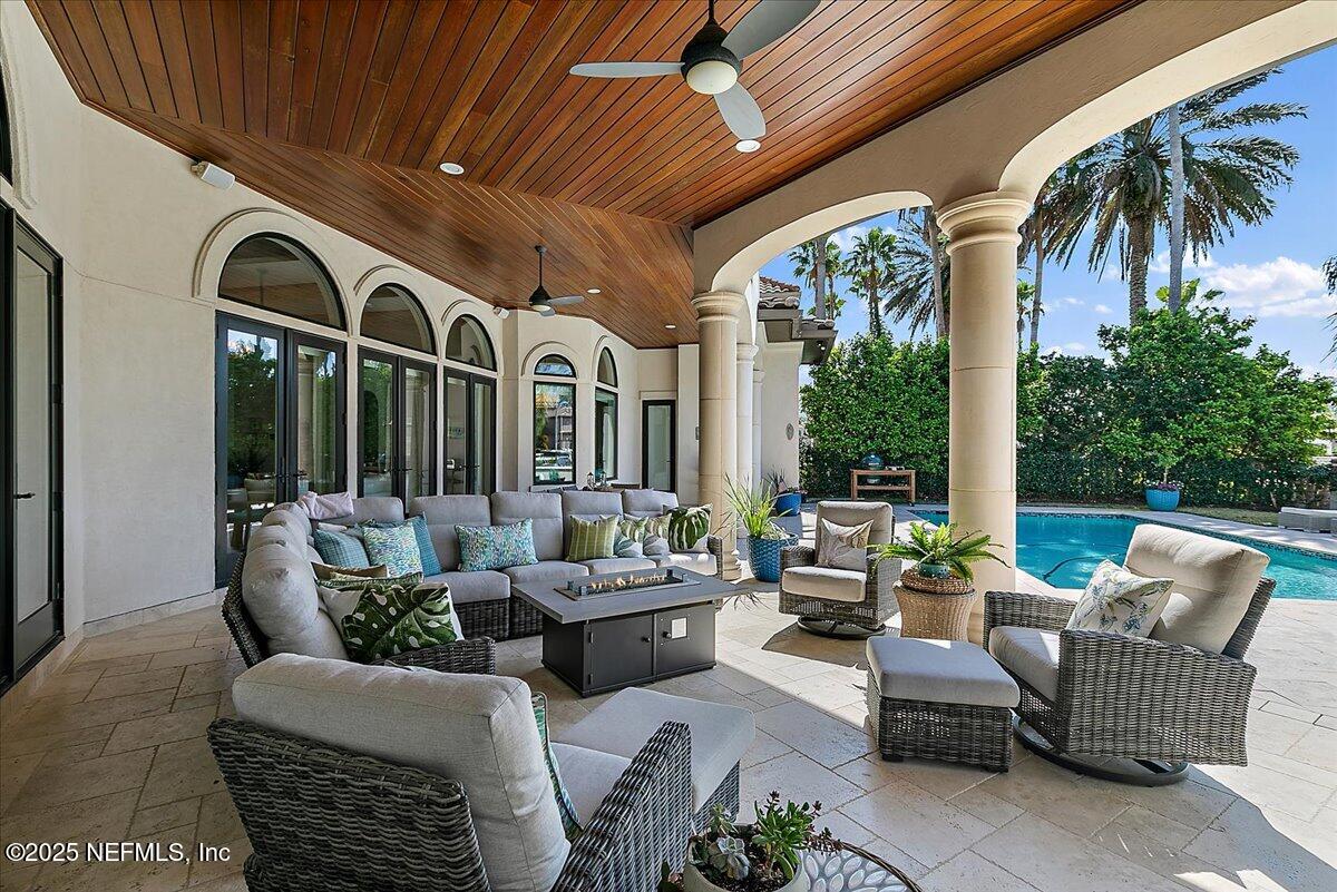 24575 HARBOURVIEW Drive