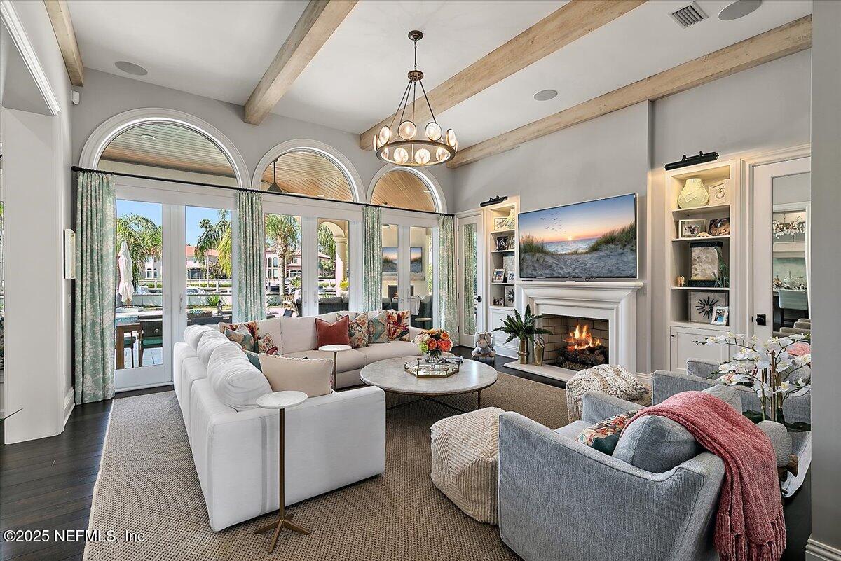 24575 HARBOURVIEW Drive