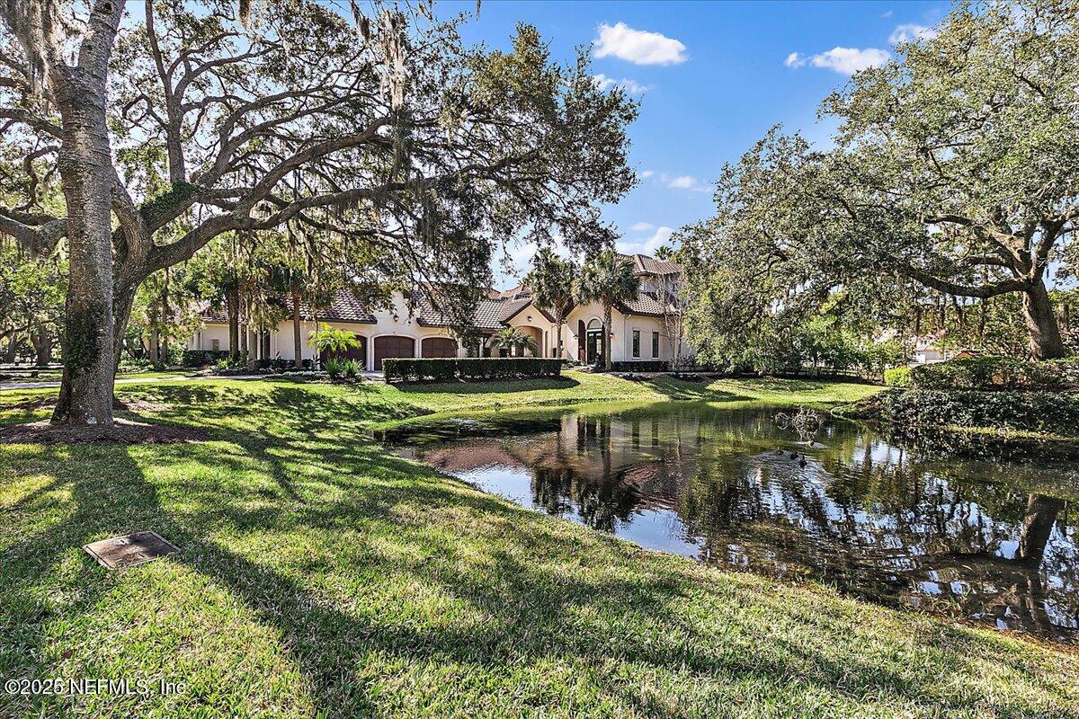 24575 HARBOURVIEW Drive