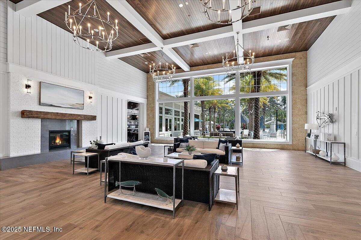 215 GRAY OWL Point