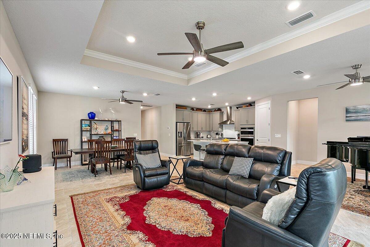 215 GRAY OWL Point